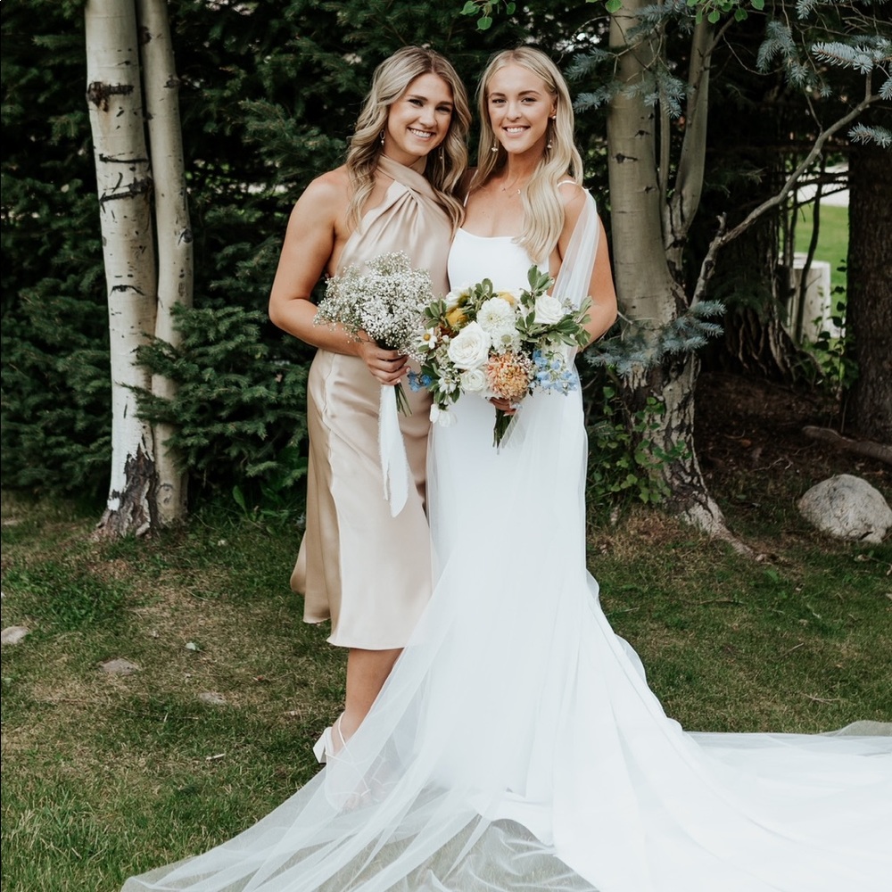 Jasmine Halter Midi Dress - Champagne Lux